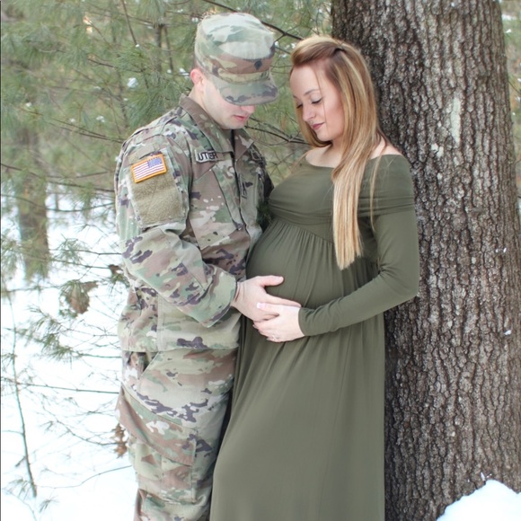 Meet Your Posher, Katie💋 - Picture 2 of 2